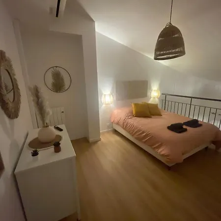 Superbe F2 Duplex Proche Paris & Disneyland Apartment Neuilly-sur-Marne