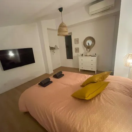 Superbe F2 Duplex Proche Paris & Disneyland Apartment